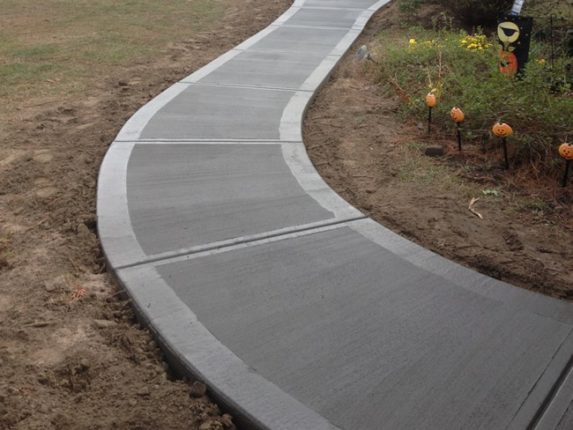 5 Tips To Install Concrete Sidewalk In Your Home In Lakeside Ca